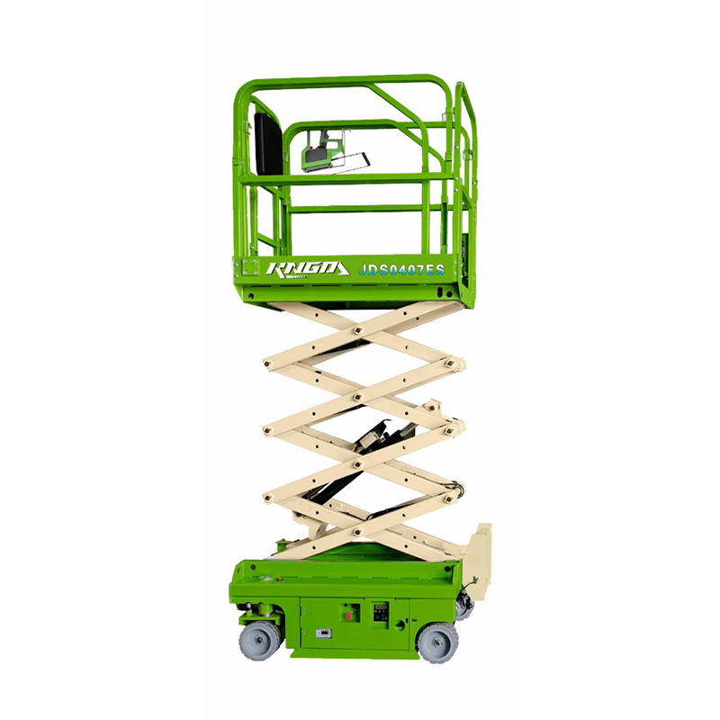 Self-propelled Scissor Lift